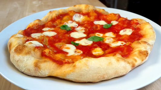 How to Make Neapolitan Pizza at Home