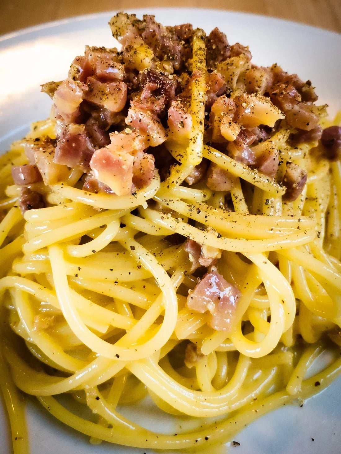 Spaghetti alla Carbonara | Authentic Italian Carbonara Pasta Recipe