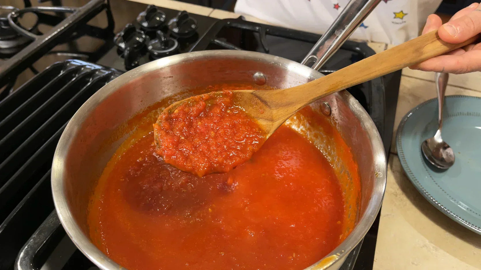 Simple Italian Spaghetti Sauce | How to Make Tomato Sauce From Scratch